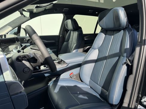 New 2025 Cadillac Escalade IQ Sport 2 w/ LPO, Premium Carpet Package image 10