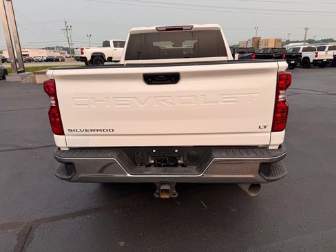 Used 2025 Chevrolet Silverado 2500 LT w/ Convenience Package AWD/4WD image 8