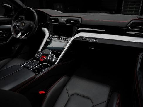 Used 2019 Lamborghini Urus AWD/4WD image 59