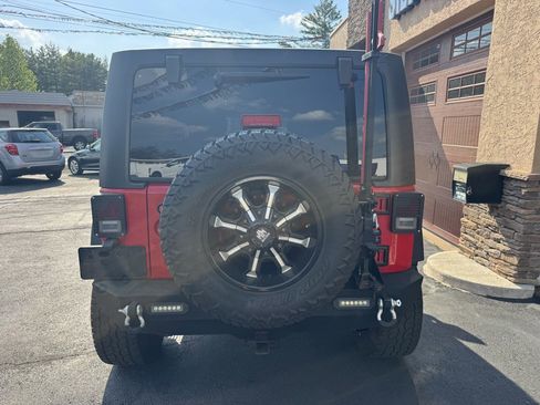 Used 2015 Jeep Wrangler Unlimited Sport w/ Quick Order Package 24S AWD/4WD image 5