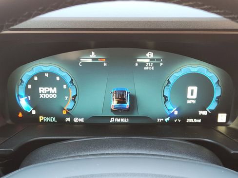 New 2025 Ford Bronco Sport Outer Banks w/ Outer Banks Tech Package+ AWD/4WD image 16
