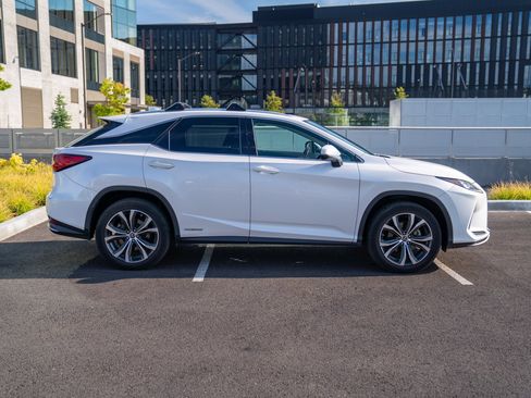 Used 2020 Lexus RX 450h AWD w/ Premium Package image 8