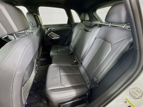 Certified 2025 Audi Q3 2.0T Premium w/ Convenience Package image 20