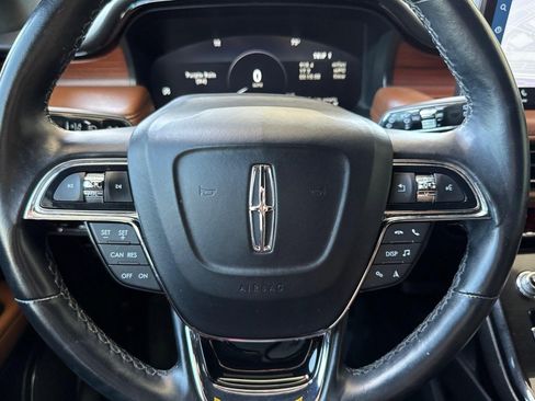 Used 2022 Lincoln Nautilus Reserve w/ Cargo Utility Package FWD image 16