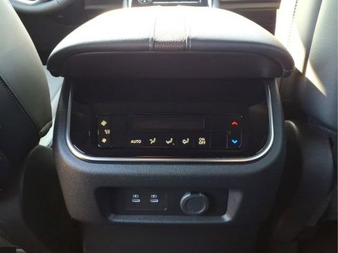 New 2026 Nissan Armada SL AWD/4WD image 27