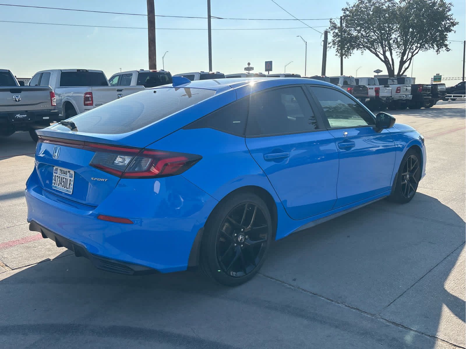Used 2022 Honda Civic Sport image 3