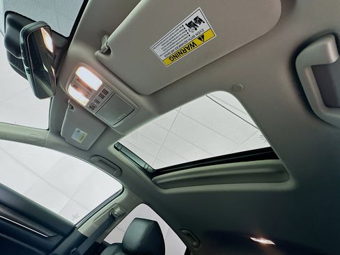 Used 2021 Honda Accord Touring image 26