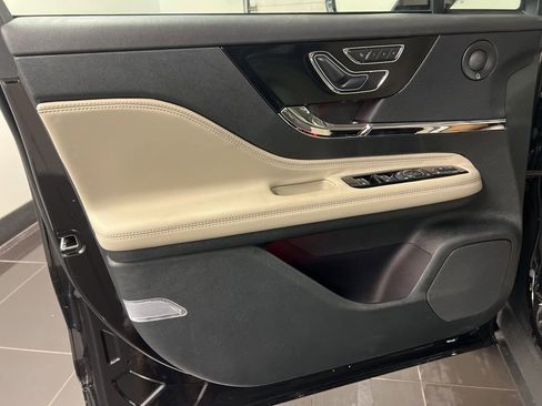 New 2026 Lincoln Corsair Reserve image 30