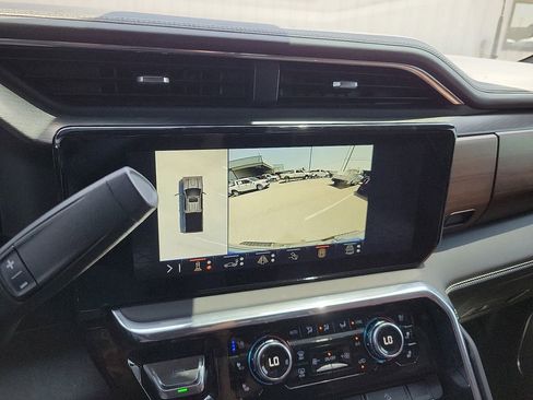 Used 2024 GMC Sierra 2500 Denali Ultimate w/ Max Trailering Package AWD/4WD image 22