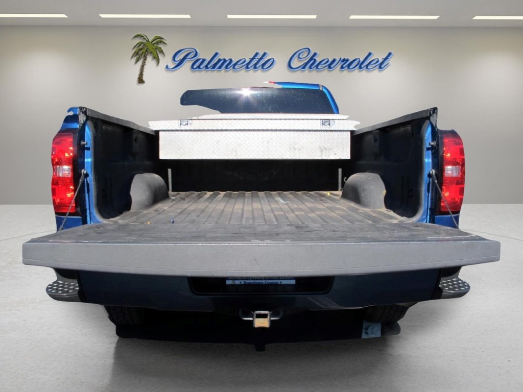 Used 2018 Chevrolet Silverado 1500 LT w/ All Star Edition AWD/4WD image 24