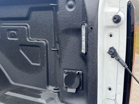 Used 2024 GMC Sierra 2500 Denali w/ Denali Reserve Package image 11