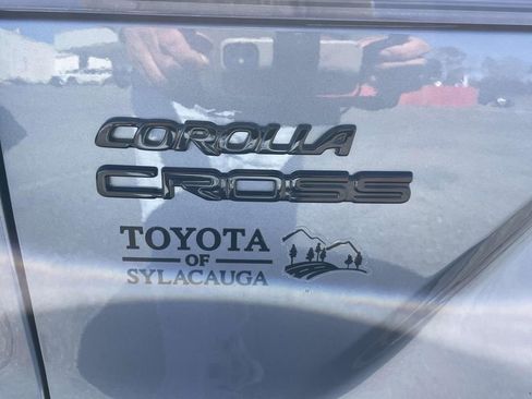 New 2026 Toyota Corolla Cross LE image 7