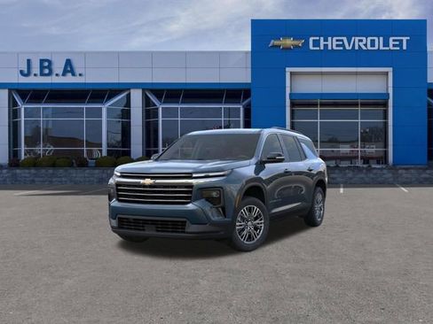 New 2026 Chevrolet Traverse LT FWD image 8