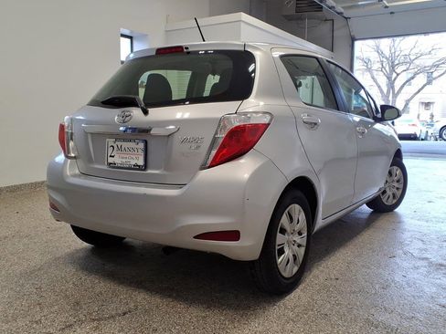 Used 2014 Toyota Yaris LE FWD image 4