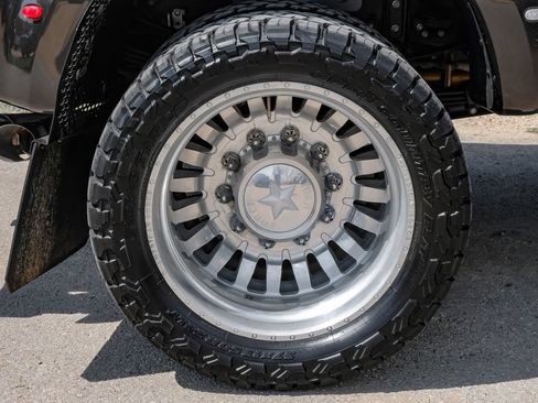 Used 2024 Ford F350 King Ranch w/ FX4 Off-Road Package AWD/4WD image 61