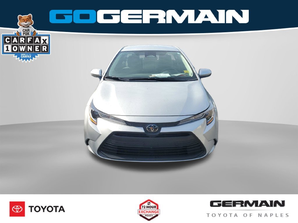 Certified 2025 Toyota Corolla LE FWD image 3