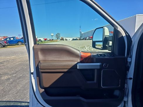 Used 2019 Ford F350 King Ranch w/ King Ranch Ultimate Package image 11