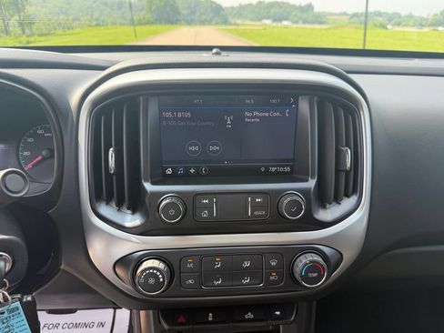 Used 2022 Chevrolet Colorado LT w/ Redline Special Edition AWD/4WD image 34