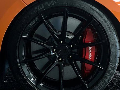 Used 2021 Ford Mustang Shelby GT500 w/ Technology Package image 14