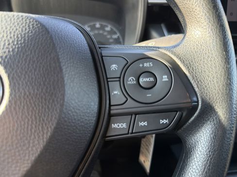 Used 2024 Toyota Corolla LE image 34