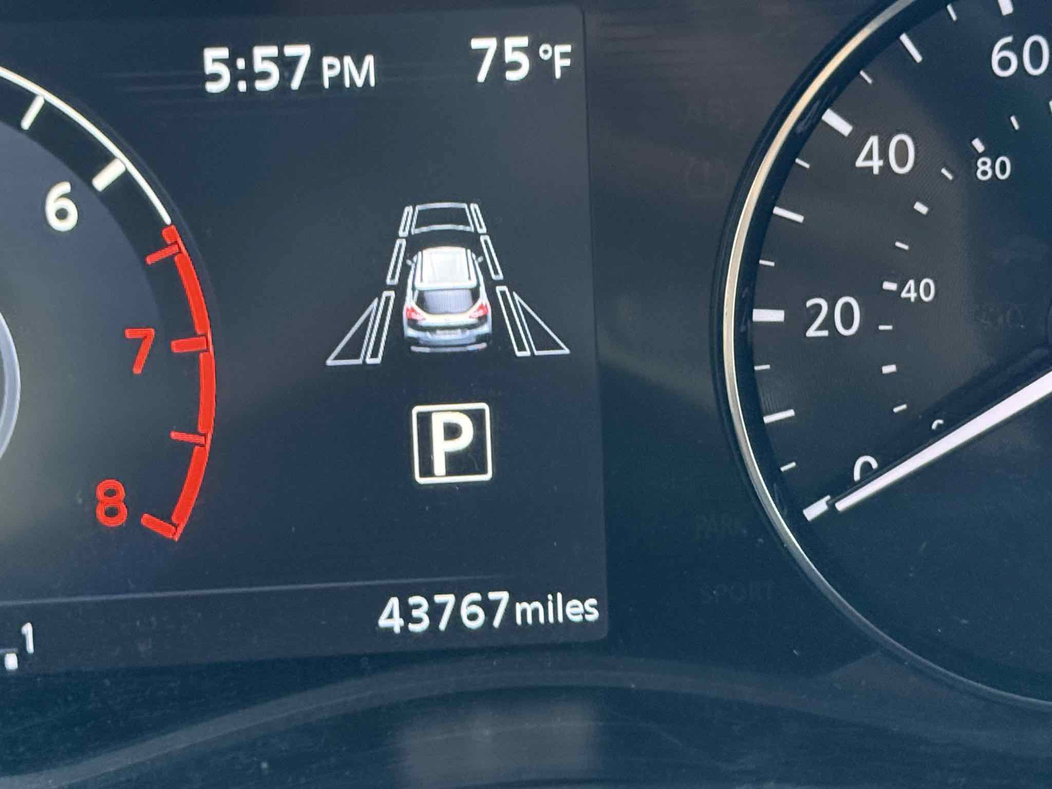 Used 2022 Nissan Kicks SV FWD image 14