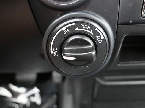 Used 2024 Nissan Titan SV w/ Accessory Utility Package image 22