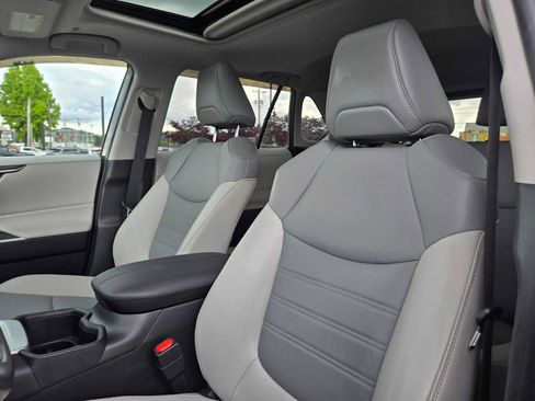 Certified 2023 Toyota RAV4 XLE Premium AWD/4WD image 23