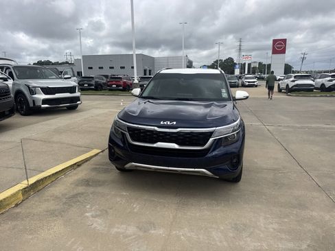 Used 2023 Kia Seltos S FWD image 5