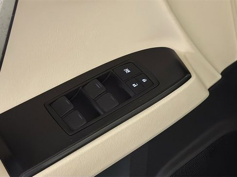 Certified 2023 Lexus GX 460 Premium w/ Premium Package image 24