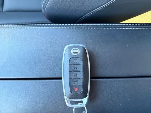 Used 2023 Nissan Rogue SL w/ SL Premium Package AWD/4WD image 31