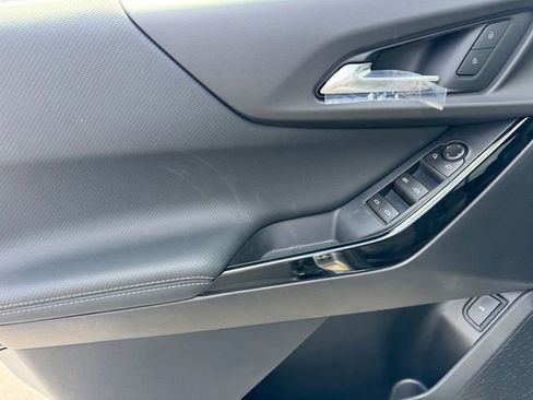 New 2026 Chevrolet Equinox LT w/ Convenience Package II image 14