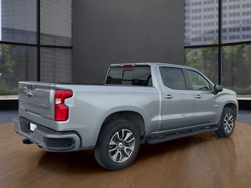 Used 2025 Chevrolet Silverado 1500 RST AWD/4WD image 5