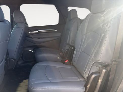 Used 2023 Buick Enclave Essence w/ Experience Buick Package AWD/4WD image 13