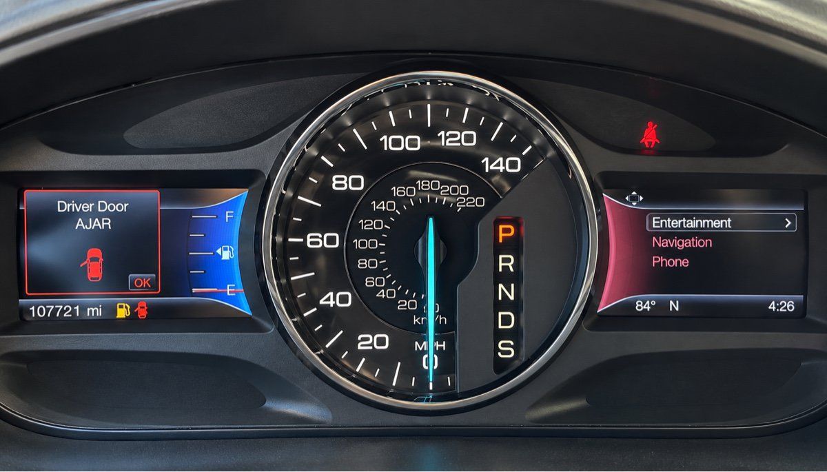 Used 2014 Ford Edge Limited w/ Equipment Group 301A FWD image 13