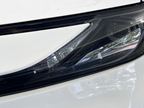 Used 2026 Toyota Camry SE FWD image 12