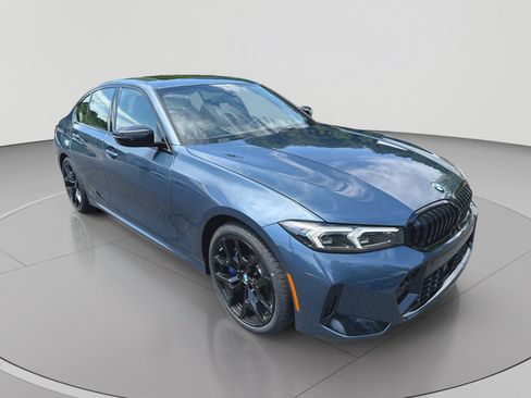 New 2026 BMW 330i xDrive Sedan w/ M Sport Package AWD/4WD image 36