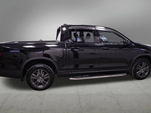 Used 2017 Honda Ridgeline Sport image 6