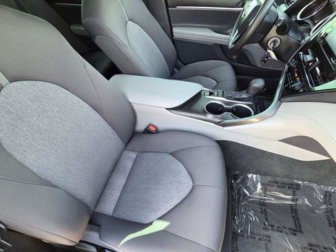 Certified 2022 Toyota Camry LE w/ Carpet Mat Package (TMS) AWD/4WD image 19