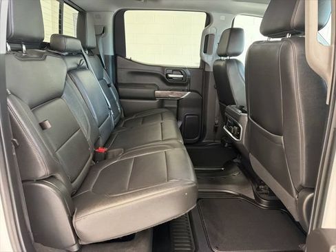 Used 2021 Chevrolet Silverado 1500 LTZ w/ LTZ Premium Package AWD/4WD image 10