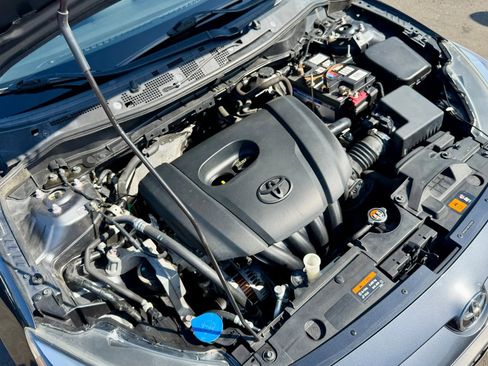 Used 2019 Toyota Yaris LE image 27