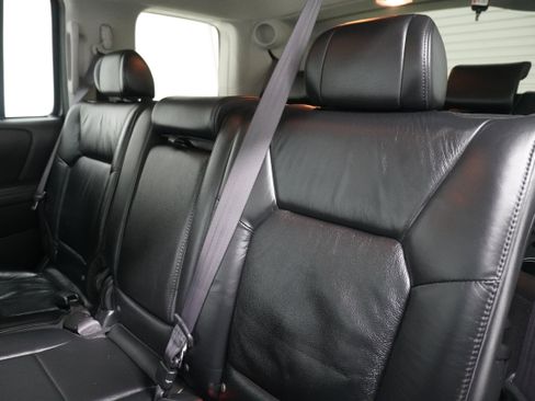 Used 2011 Honda Pilot Touring image 13
