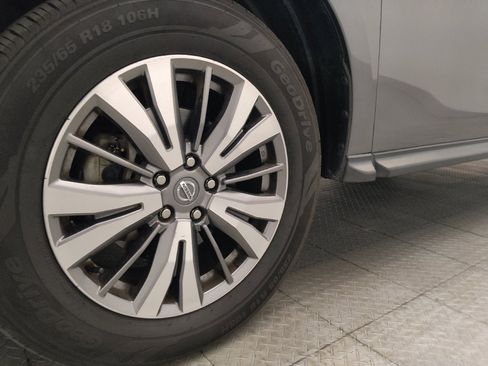 Used 2020 Nissan Pathfinder SL AWD/4WD image 31