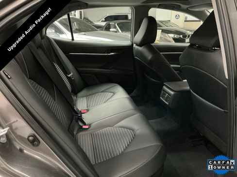 Used 2023 Toyota Camry SE image 12