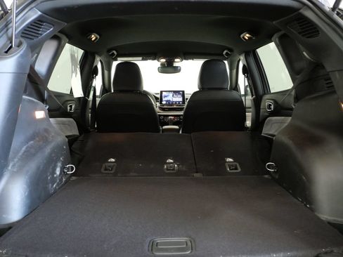 Used 2023 Jeep Compass Latitude AWD/4WD image 25