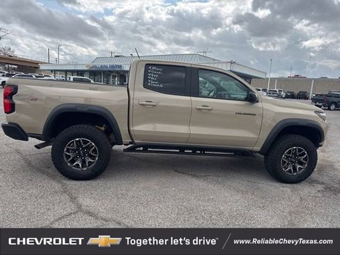 Certified 2024 Chevrolet Colorado ZR2 w/ Technology Package image 8