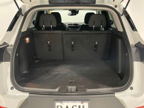 Used 2022 Chevrolet TrailBlazer LT w/ Convenience Package image 5