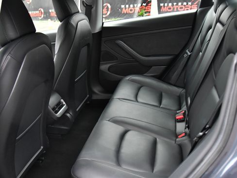 Used 2021 Tesla Model 3 Standard Range Plus image 34