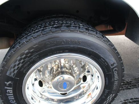 Used 2020 Ford F450 XL w/ Power Equipment Group image 27