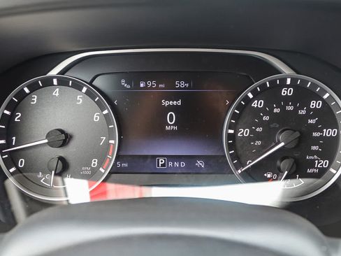 New 2025 Nissan Frontier SV w/ SV Convenience Package RWD image 24