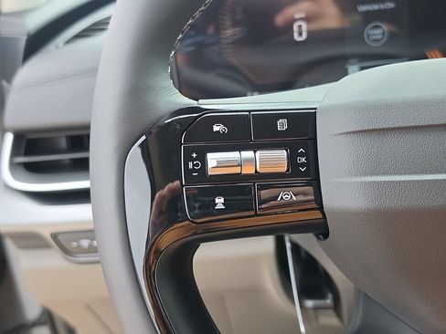 New 2027 Kia Carnival LX FWD image 31
